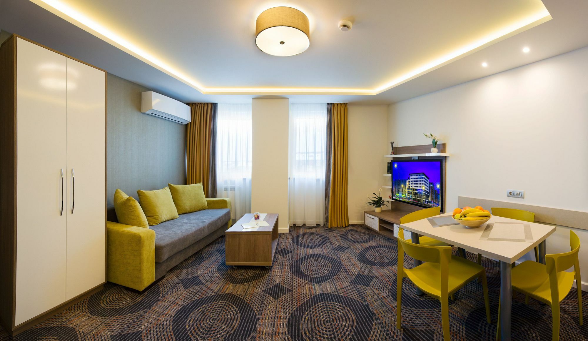Plaza35 Aparthotel